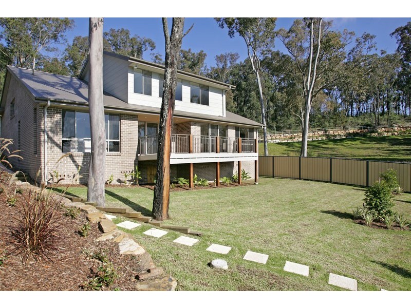 1 Karalee Road, Wadalba NSW 2259