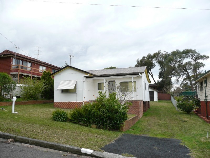 49 Vena Avenue, Gorokan NSW 2263