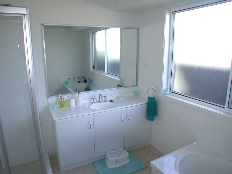 45 Settlement Drive, Wadalba NSW 2259