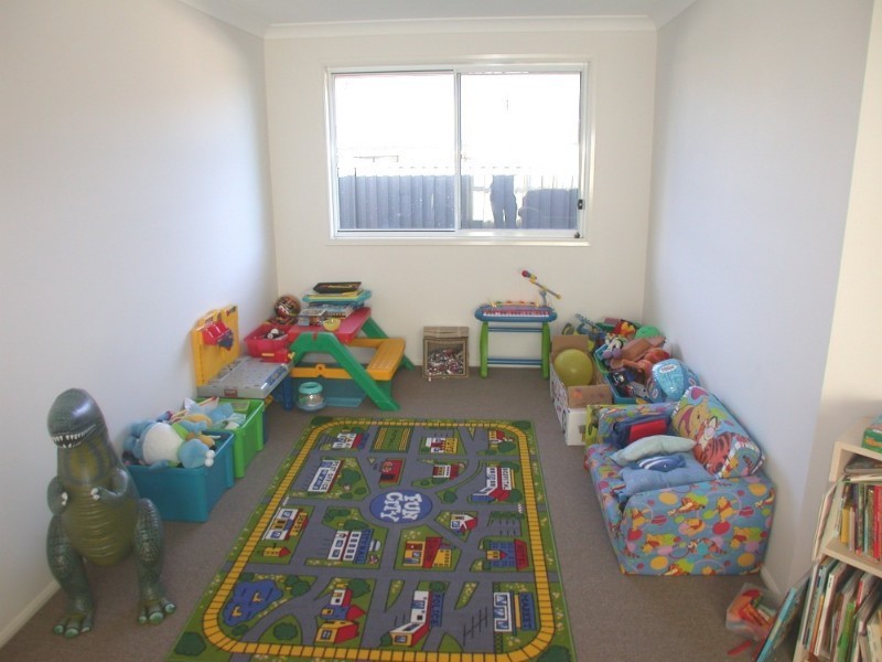 45 Settlement Drive, Wadalba NSW 2259