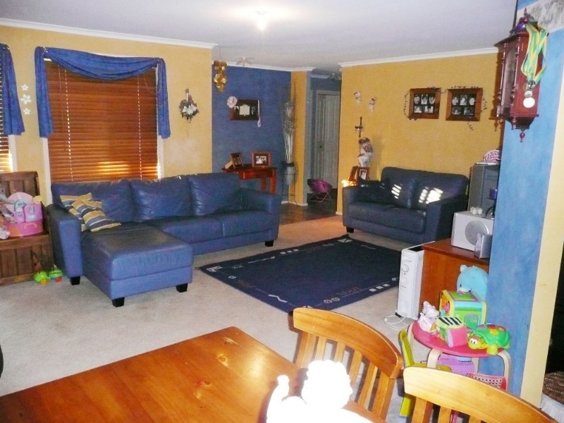 34 Rosella Circuit, Blue Haven NSW 2262