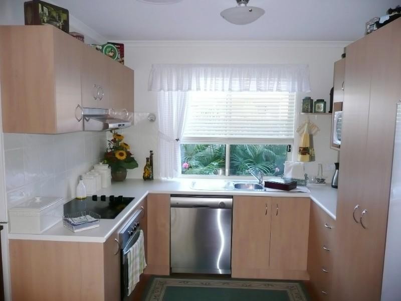 2 Pulaski Court, Lake Munmorah NSW 2259