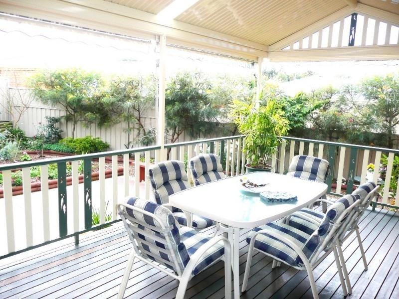 2 Pulaski Court, Lake Munmorah NSW 2259