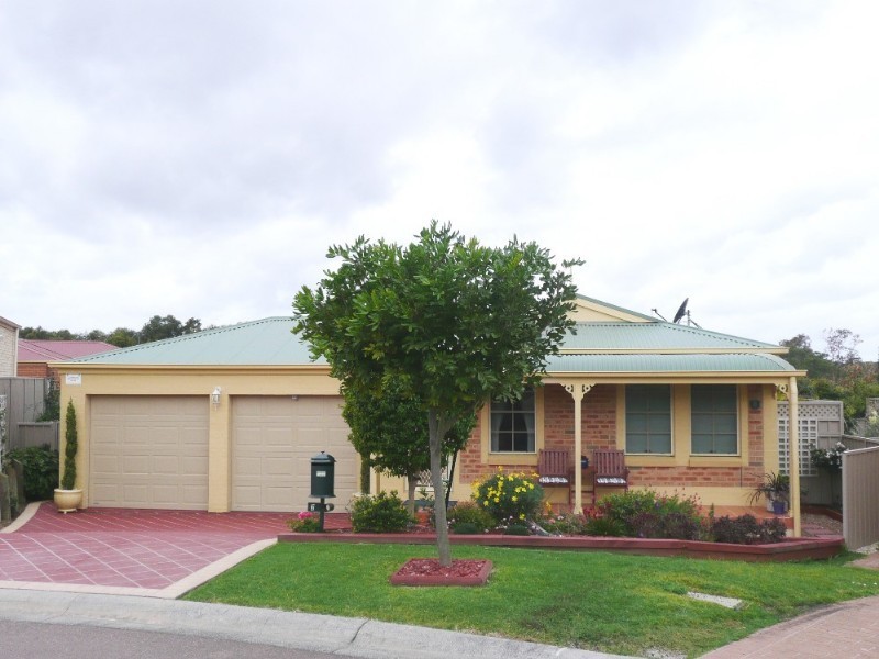 2 Pulaski Court, Lake Munmorah NSW 2259
