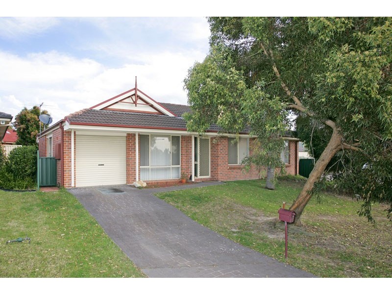 7 Luton Close, Kanwal NSW 2259