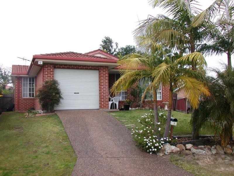 1 Pine Court, Blue Haven NSW 2262
