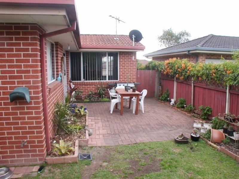 1 Pine Court, Blue Haven NSW 2262