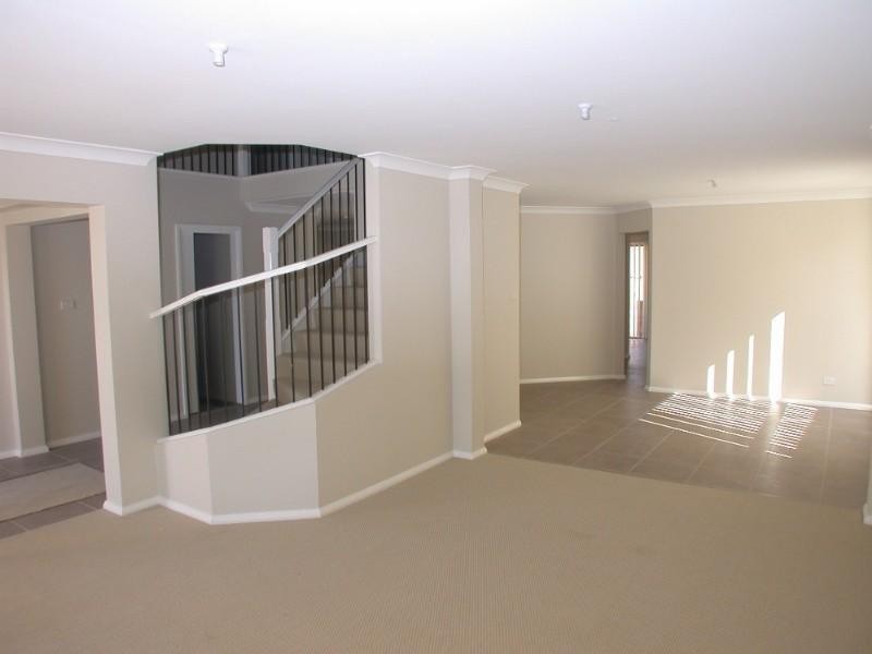 6 Pinewood Close, Woongarrah NSW 2259