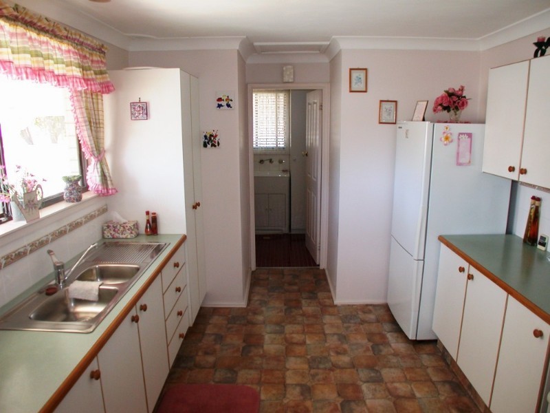 4 Hillsdale Close, Gorokan NSW 2263