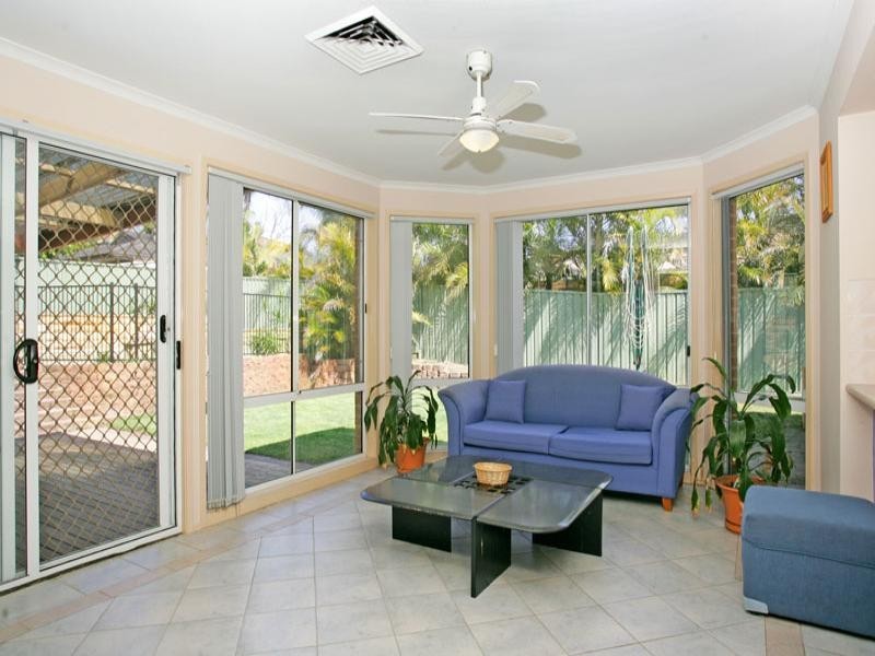 9 Chester Close, Kanwal NSW 2259