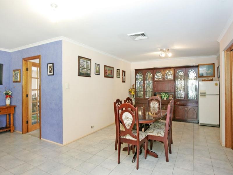 9 Chester Close, Kanwal NSW 2259