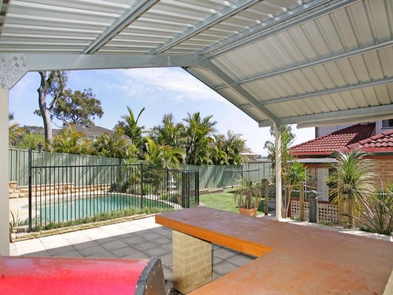 9 Chester Close, Kanwal NSW 2259