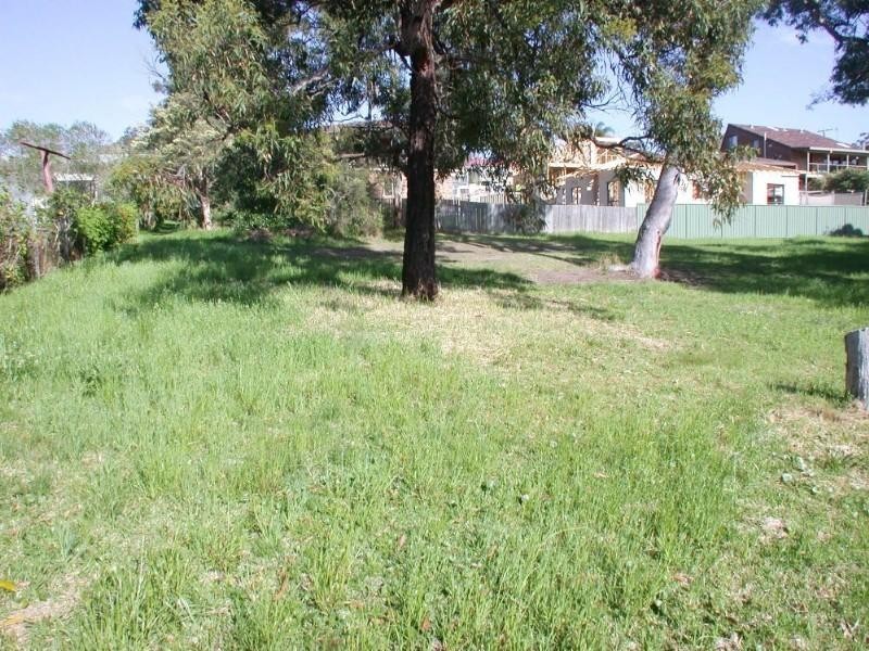 30 Middlesex Avenue, Gorokan NSW 2263