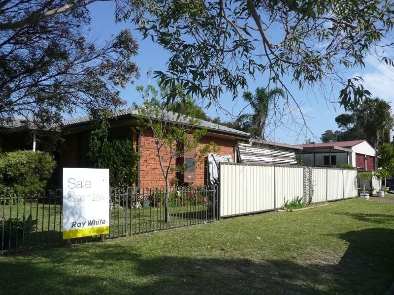 9 Sylvia Avenue, Gorokan NSW 2263