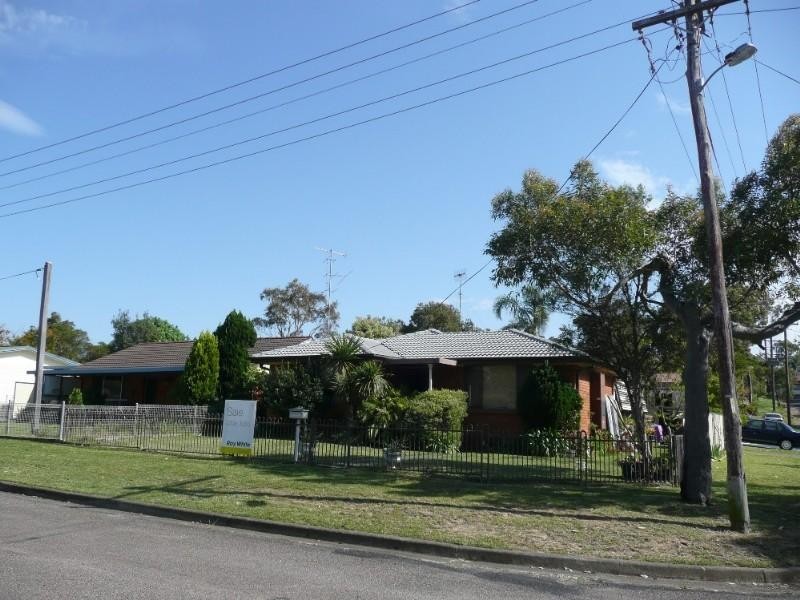 9 Sylvia Avenue, Gorokan NSW 2263