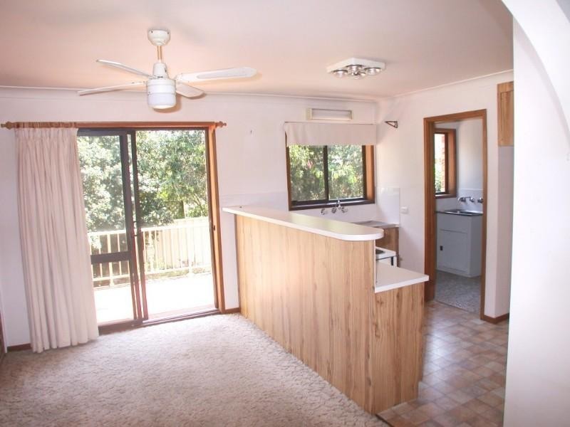 6/9 Suncrest Parade, Gorokan NSW 2263