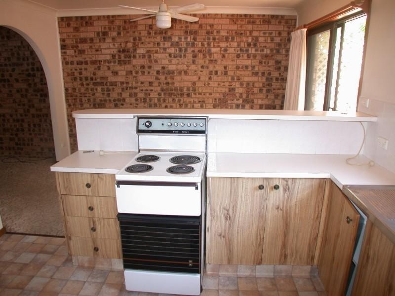 6/9 Suncrest Parade, Gorokan NSW 2263