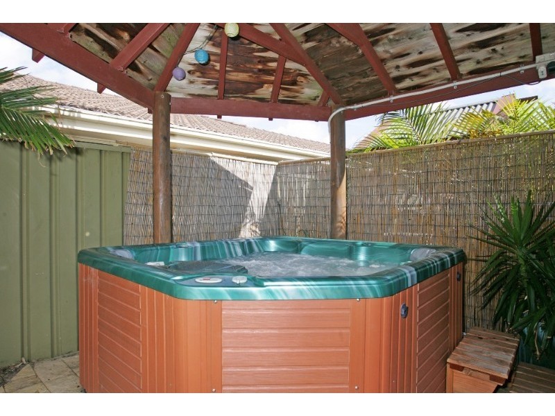 17 Kyong Avenue, Buff Point NSW 2262