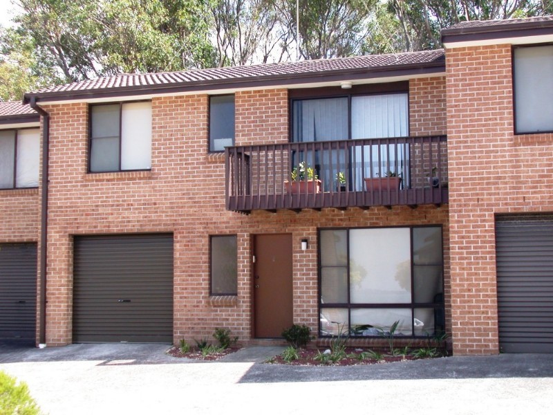 2/10-12 Wallarah Road, Gorokan NSW 2263