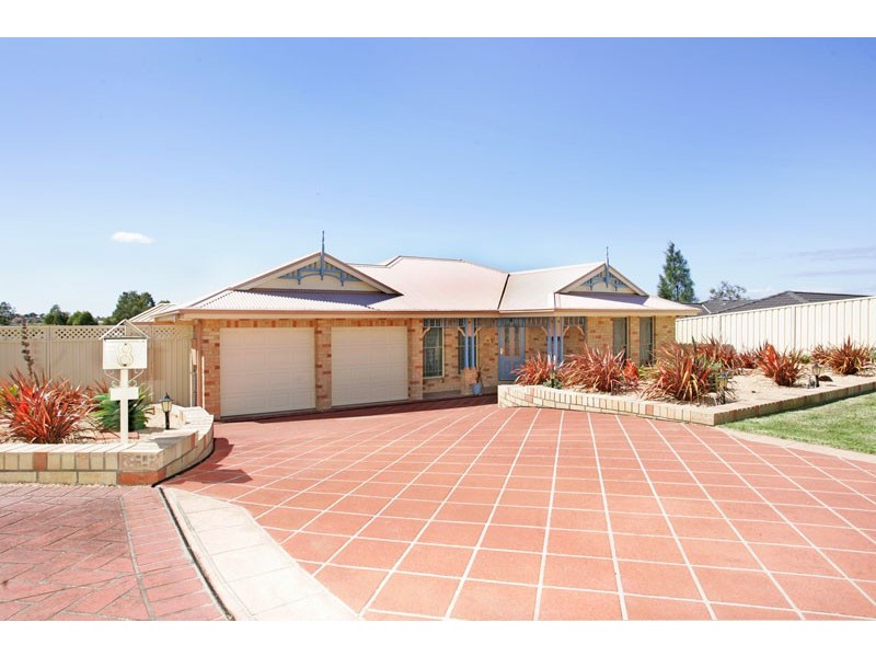 8 Teak Close, Hamlyn Terrace NSW 2259