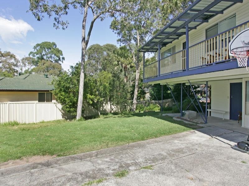 38 Minnamurra Road, Gorokan NSW 2263