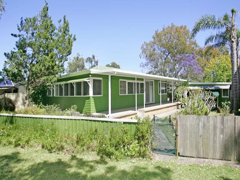 202 Tuggerawong Road, Tuggerawong NSW 2259