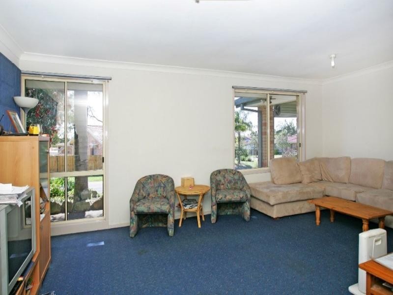 2 Woodside Court, Lake Haven NSW 2263