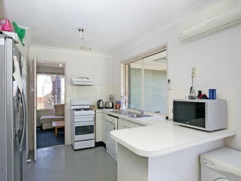 2 Woodside Court, Lake Haven NSW 2263