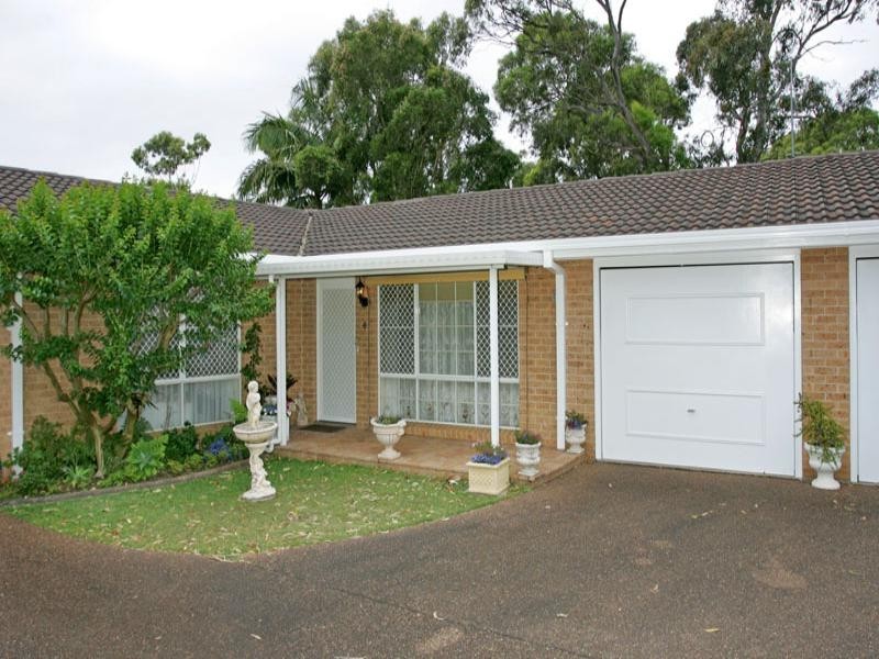 4/1-3 Ocean View Road, Gorokan NSW 2263