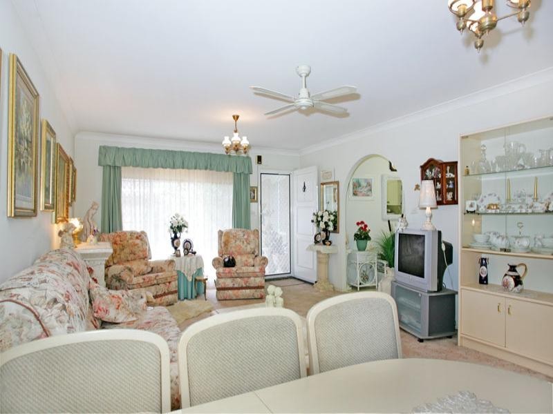 4/1-3 Ocean View Road, Gorokan NSW 2263