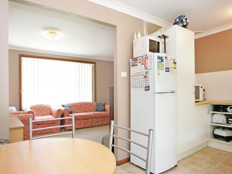 16 Walu Avenue, Budgewoi NSW 2262