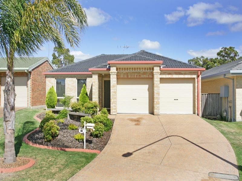 11 Newton Place, Blue Haven NSW 2262