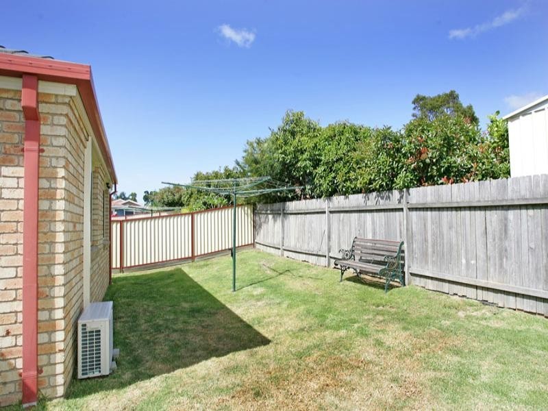 11 Newton Place, Blue Haven NSW 2262
