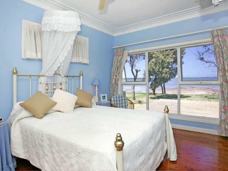 32 Marks Road, Gorokan NSW 2263