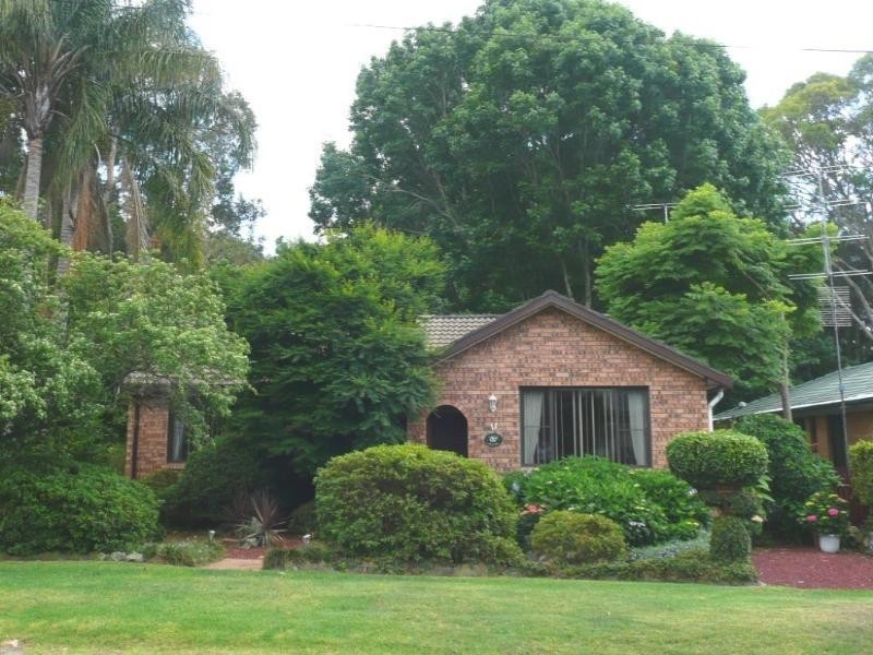 11 Charmhaven Avenue, Charmhaven NSW 2263