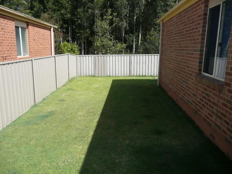 17 Woodbridge Crescent, Lake Munmorah NSW 2259