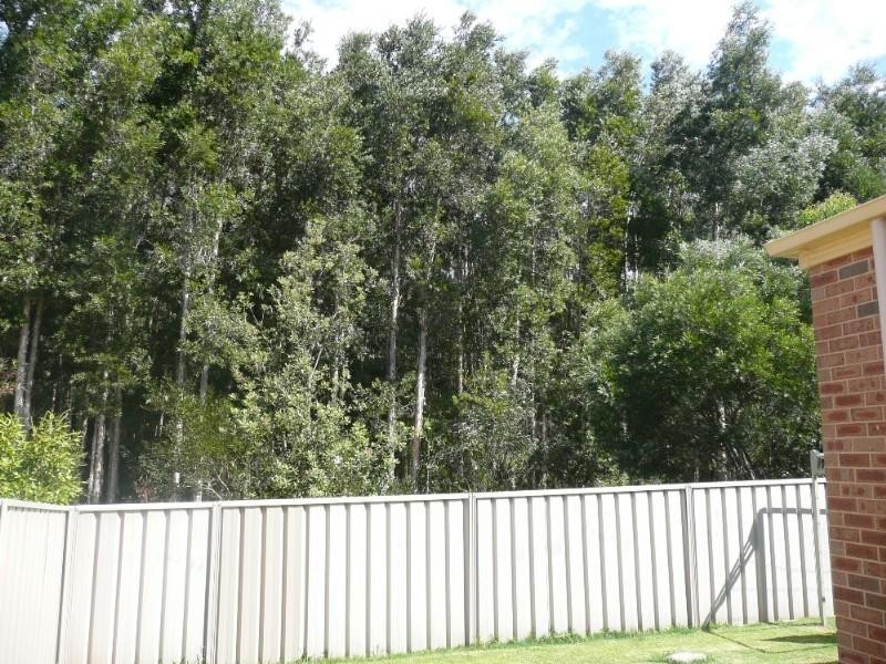 17 Woodbridge Crescent, Lake Munmorah NSW 2259