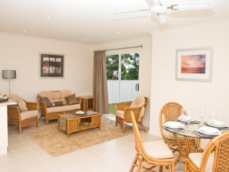 171 Elizabeth Bay Drive, Lake Munmorah NSW 2259