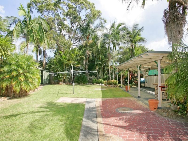 28 Avonlea Avenue, Gorokan NSW 2263