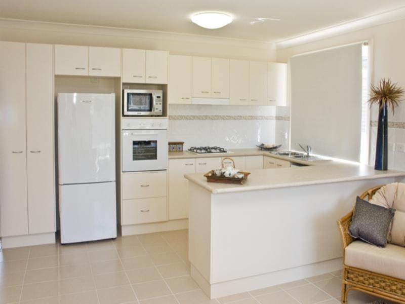 16 Dellavia Drive, Lake Munmorah NSW 2259