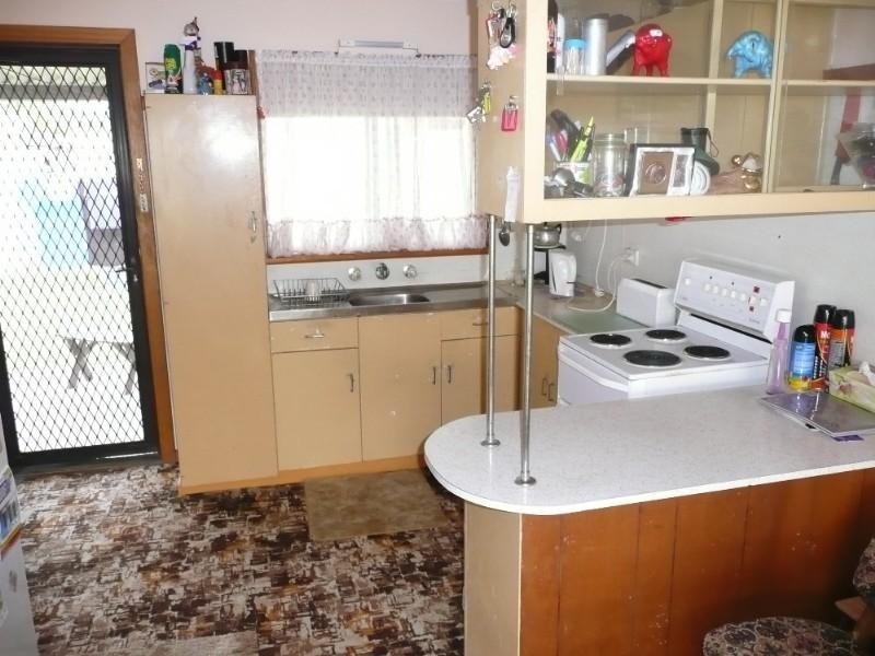 60 Wall Road, Gorokan NSW 2263