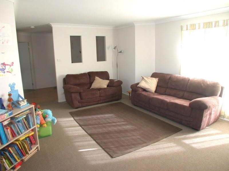45 Settlement Drive, Wadalba NSW 2259