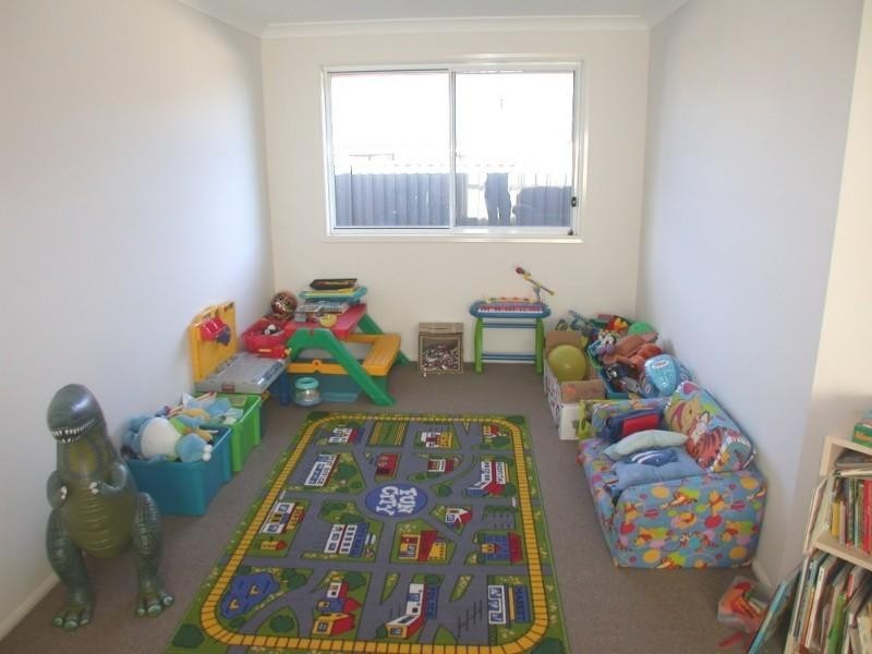 45 Settlement Drive, Wadalba NSW 2259