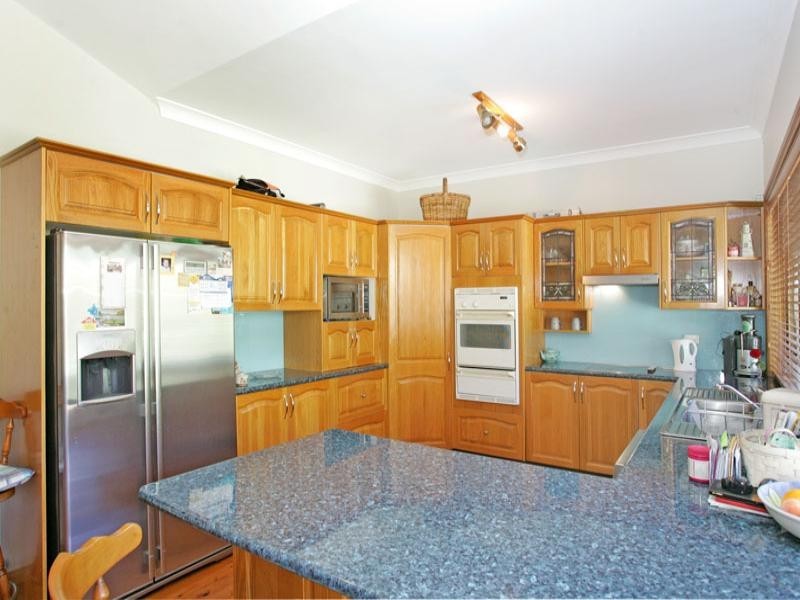 16 Crestwood Road, Jilliby NSW 2259