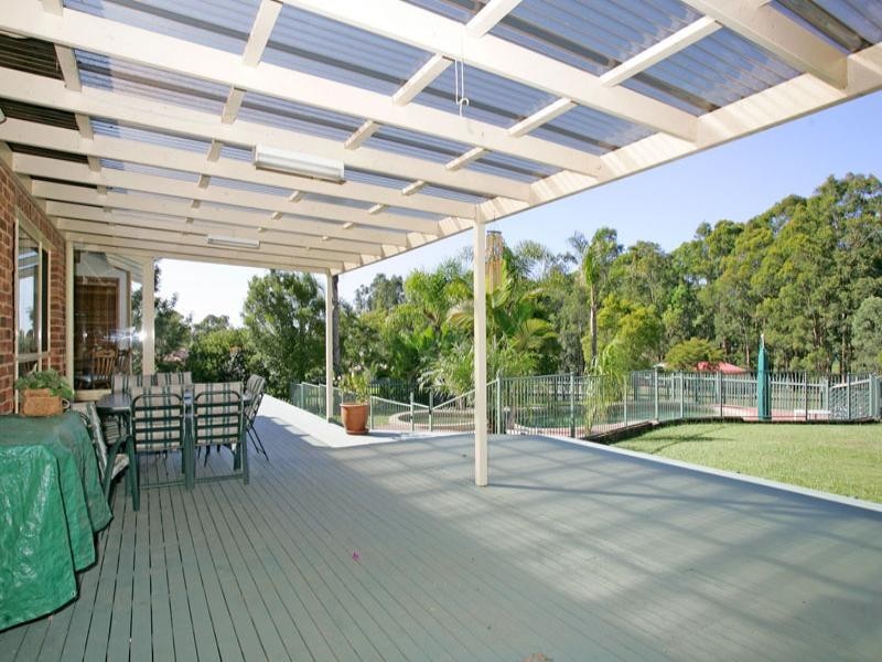 16 Crestwood Road, Jilliby NSW 2259