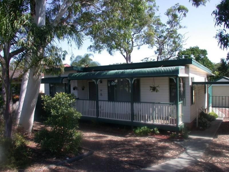 20 Spencer Road, Mannering Park NSW 2259