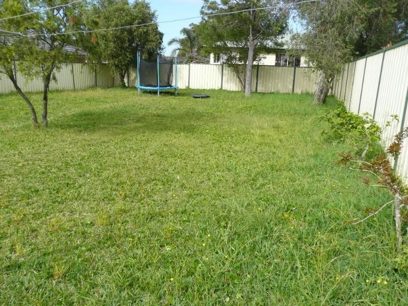 66 Manuka Parade, Gorokan NSW 2263