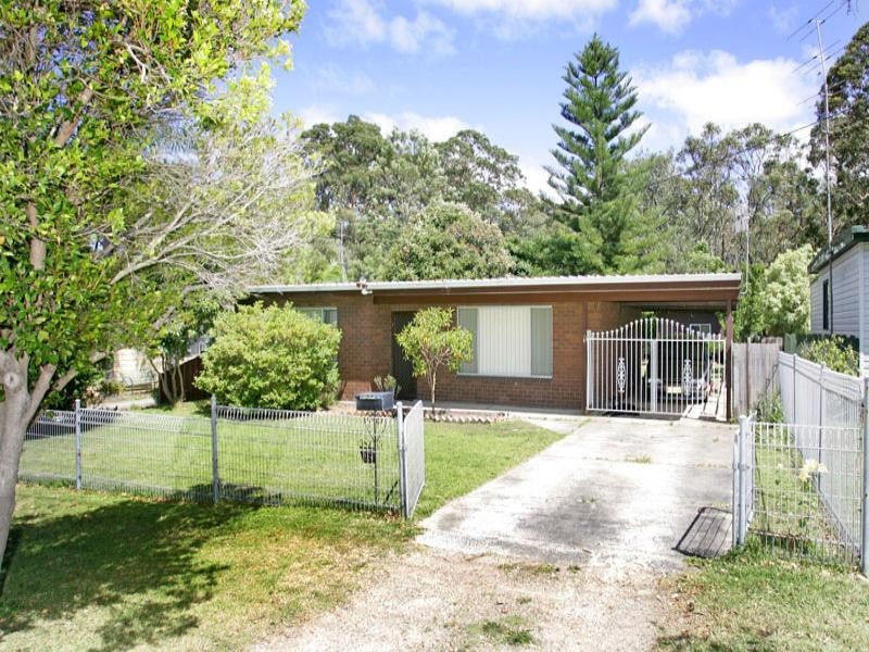 16 Walu Avenue, Budgewoi NSW 2262