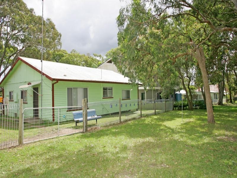 194 Tuggerawong Road, Tuggerawong NSW 2259