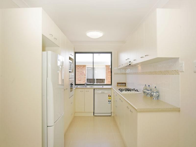 17 Dellavia Drive, Lake Munmorah NSW 2259